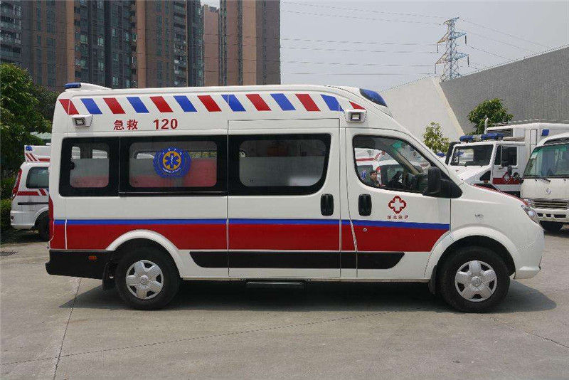 患者在等待救護(hù)車出租時需要注意什么？
