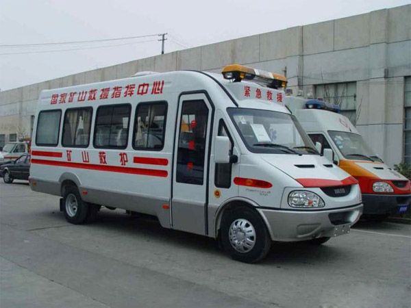 救護(hù)車(chē)購(gòu)買(mǎi)的時(shí)候注意事項(xiàng)有哪些？這一點(diǎn)非常重要01